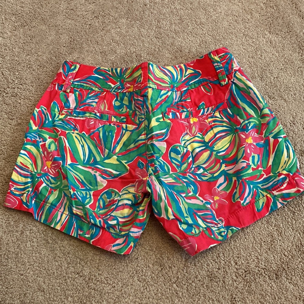 Patterned Shorts - Picture 2 of 3
